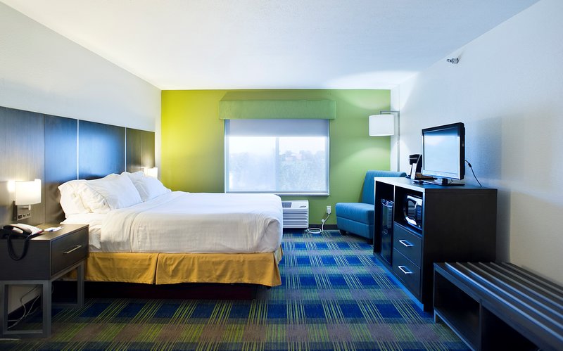 HOLIDAY INN EXPRESS VERMILLION