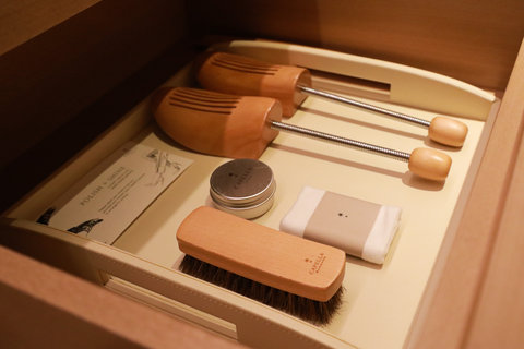 Capella Bangkok Room Amenities 02