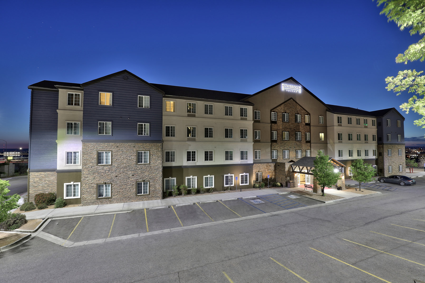 Welcome too the Staybridge Suites Albuquerque Airport!