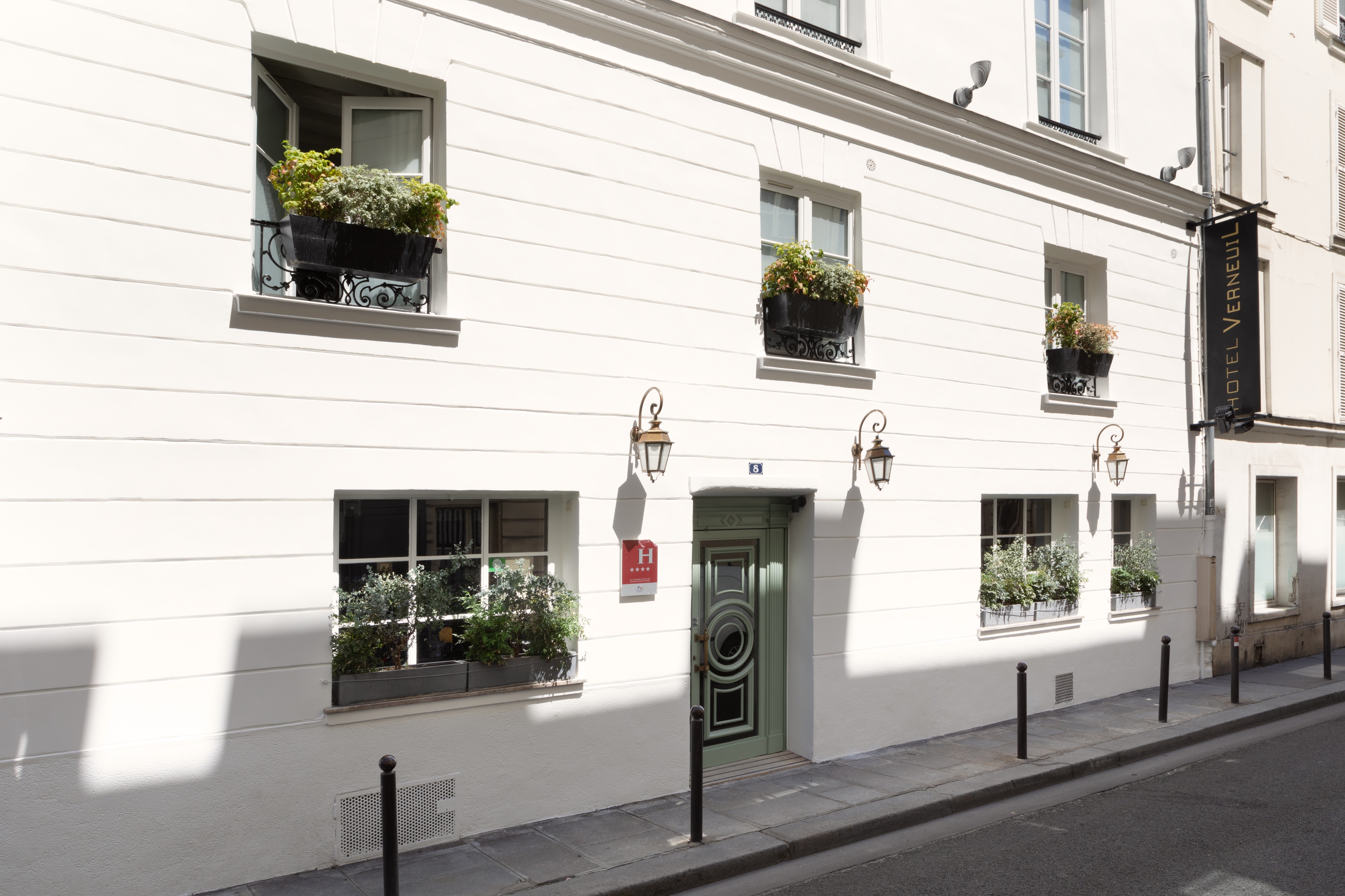 Hotel Verneuil