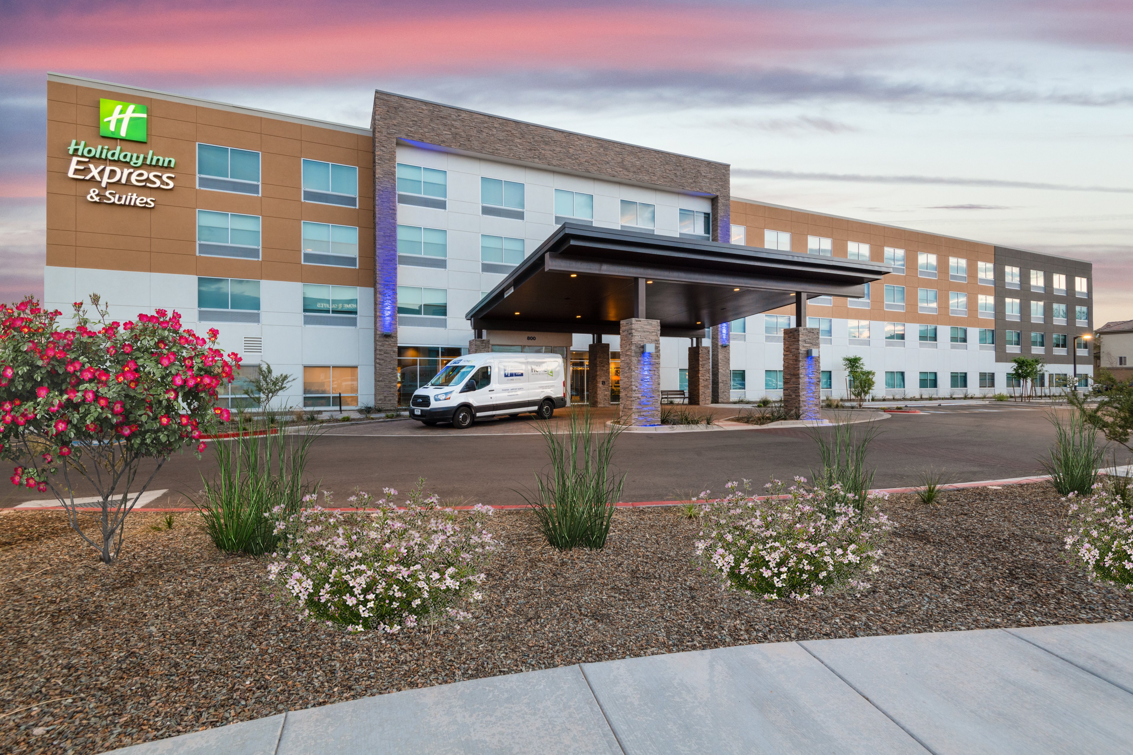 Holiday Inn Express/Stes Airport North