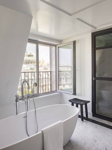 Collection Suite bathroom