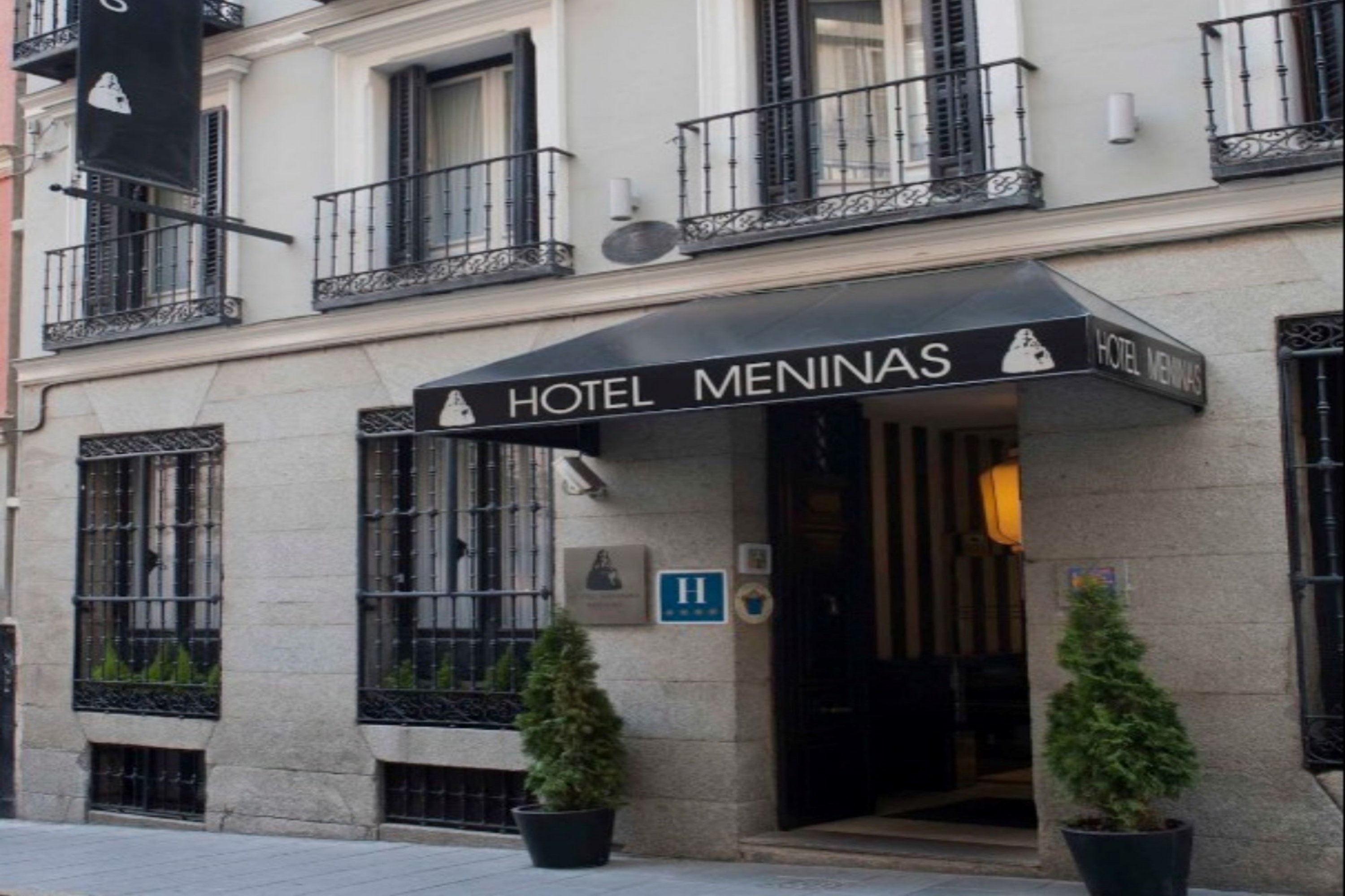 Hotel Meninas
