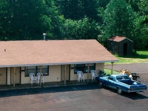 Allyndale Motel Duluth MN Exterior
