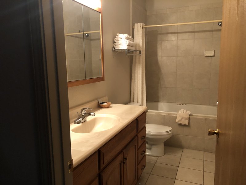 Best Express Inn Suites Calera Magnuson Hotels