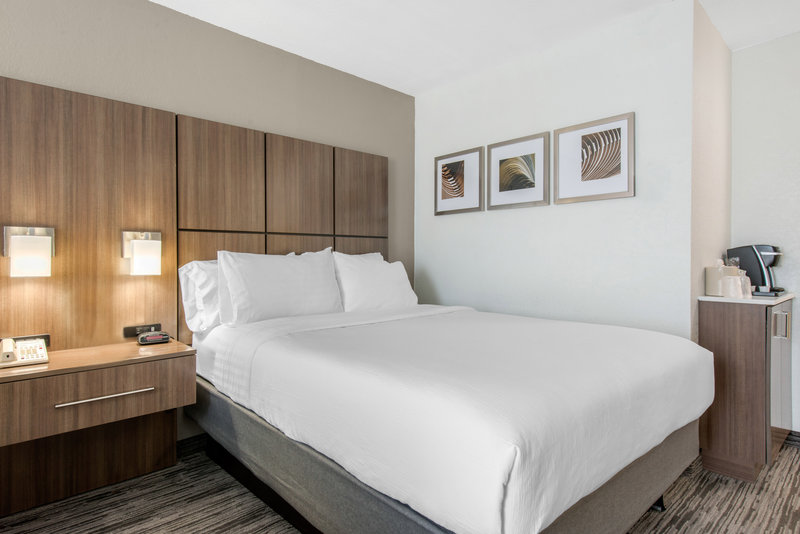 HOLIDAY INN VIERA CONF CTR