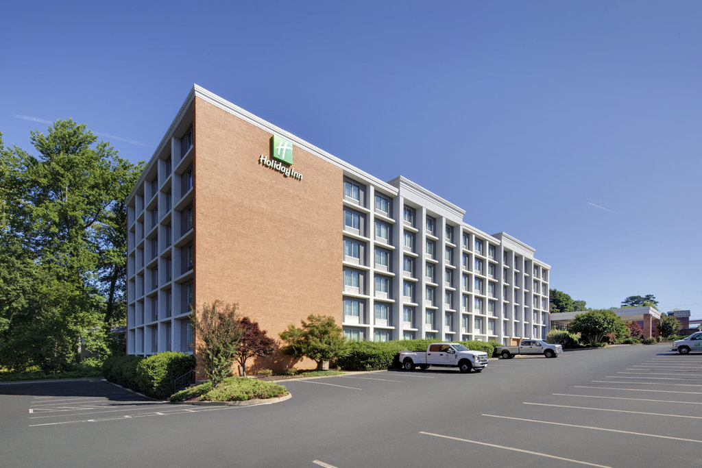 Welcome To the Newly Renovated Holiday Inn Charlottesville!!