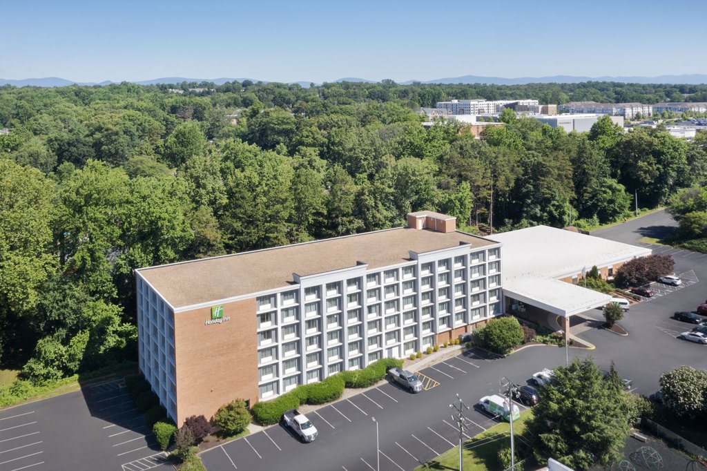 Welcome to the Newly renovated Holiday Inn Charlottesville VA!!