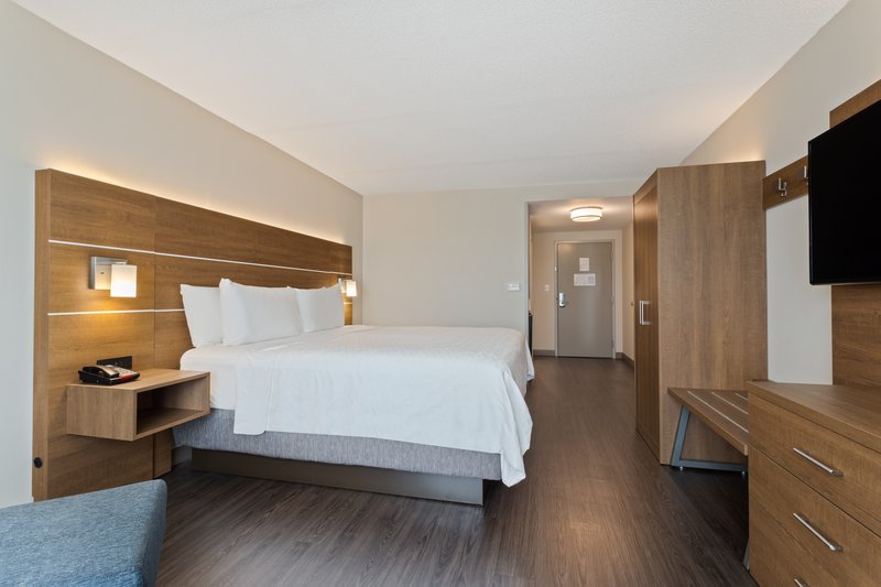 Holiday Inn Exp Stes Largo Clw
