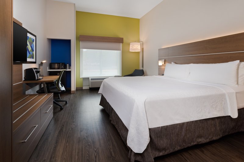 Holiday Inn Exp Stes Largo Clw