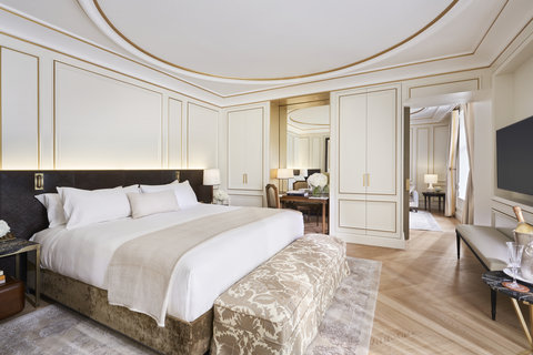 Mandarin Oriental Ritz Madrid Palm Court Suite Bedroom