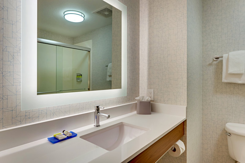 Holiday Inn Express Hotel & Suites WEATHERFORD