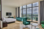 Urban Suite, Suite, 1 King, Panoramic view, Balcony