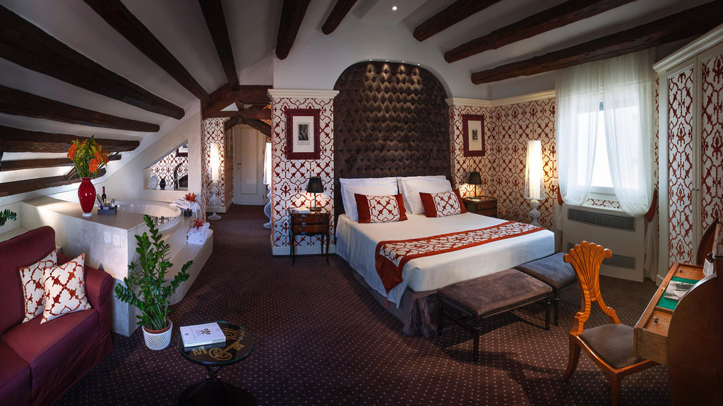 Guest photo