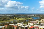 Breezy, Guest room, 1 King, River view, Corner room