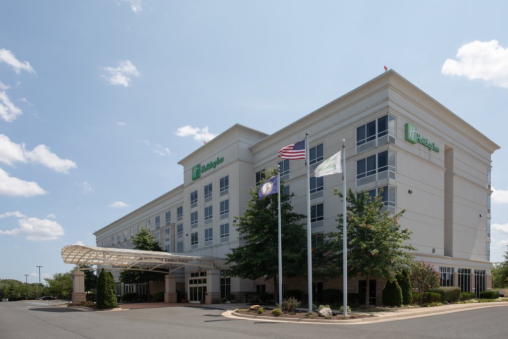 Welcome to Holiday Inn Winchester SE - Historic Gateway Hotel