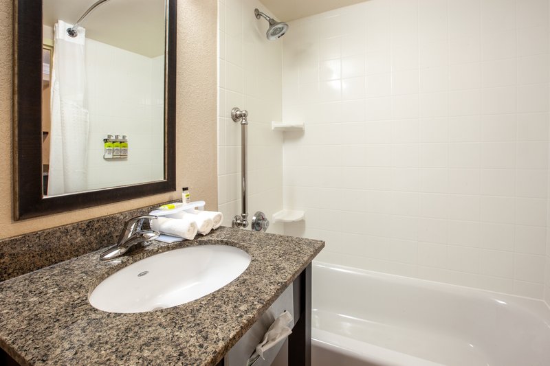 Holiday Inn Express – Military Knadle Hall