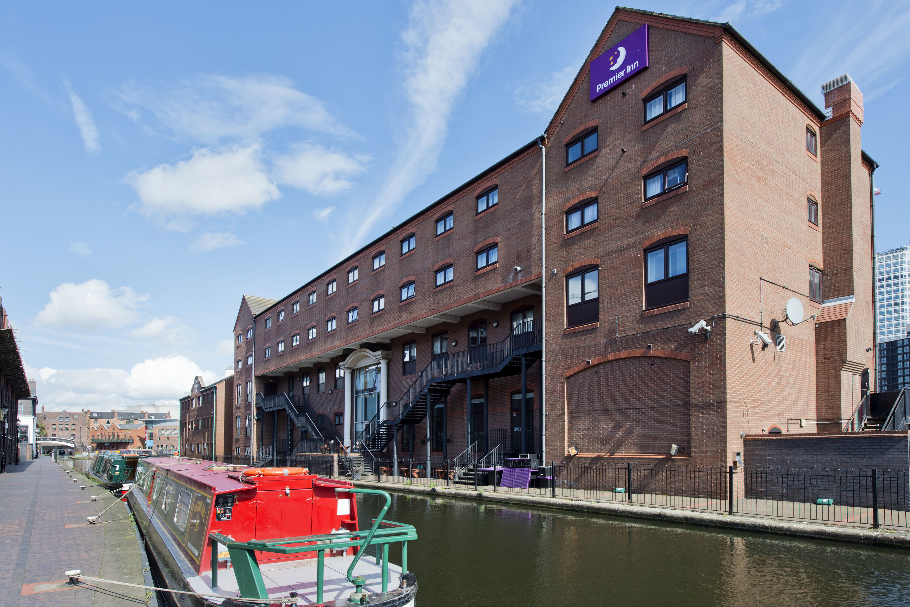 Premier Inn Bham Broad St (Canal Side)