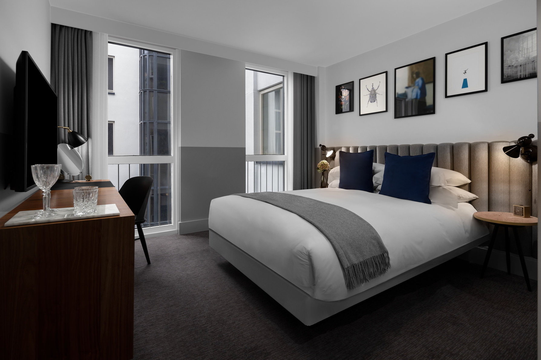 Kimpton De Witt Amsterdam, an IHG Hotel Room Type - 1 Queen Essential