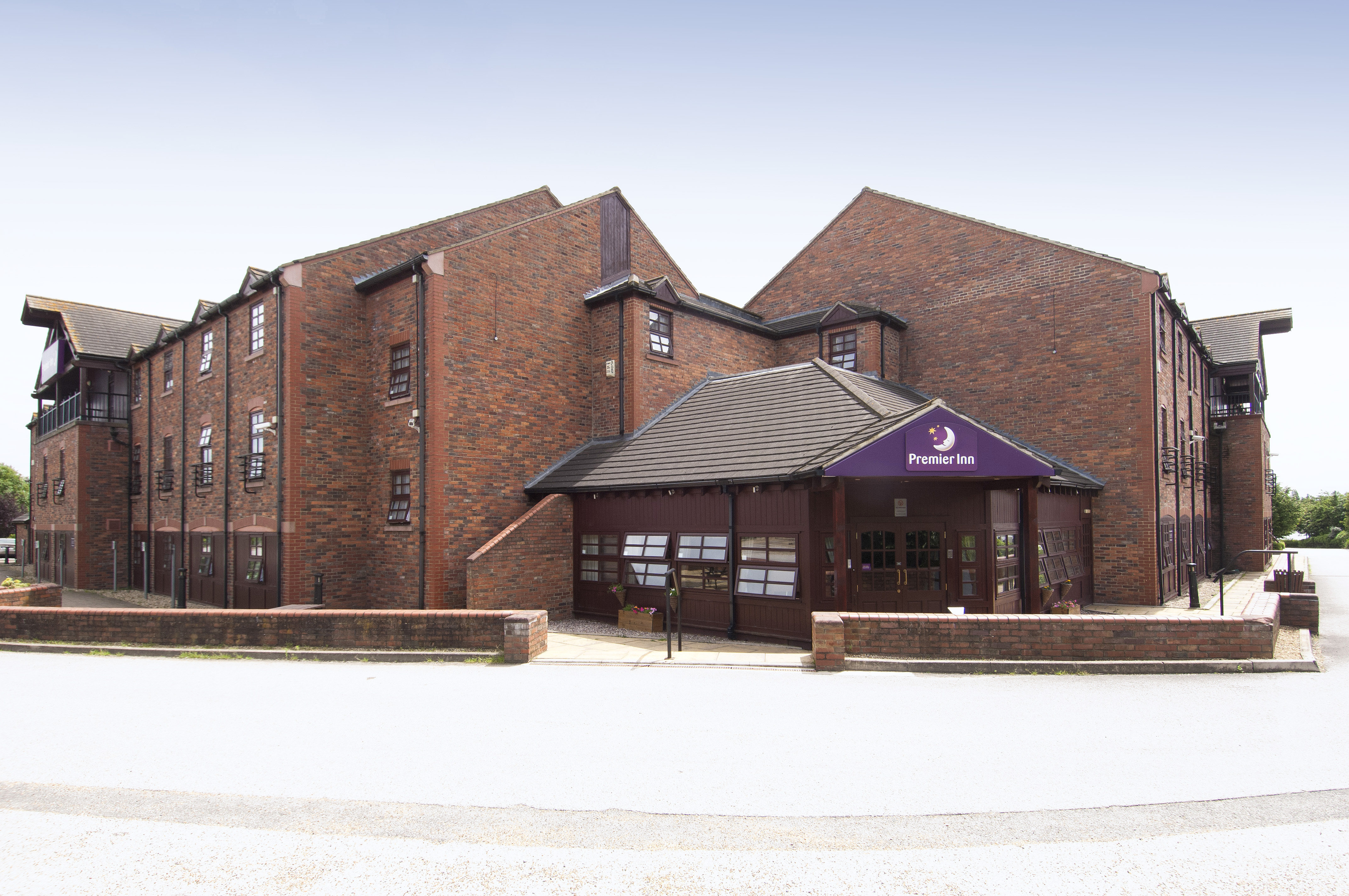 Premier Inn Milton Keynes (Furzton Lake)