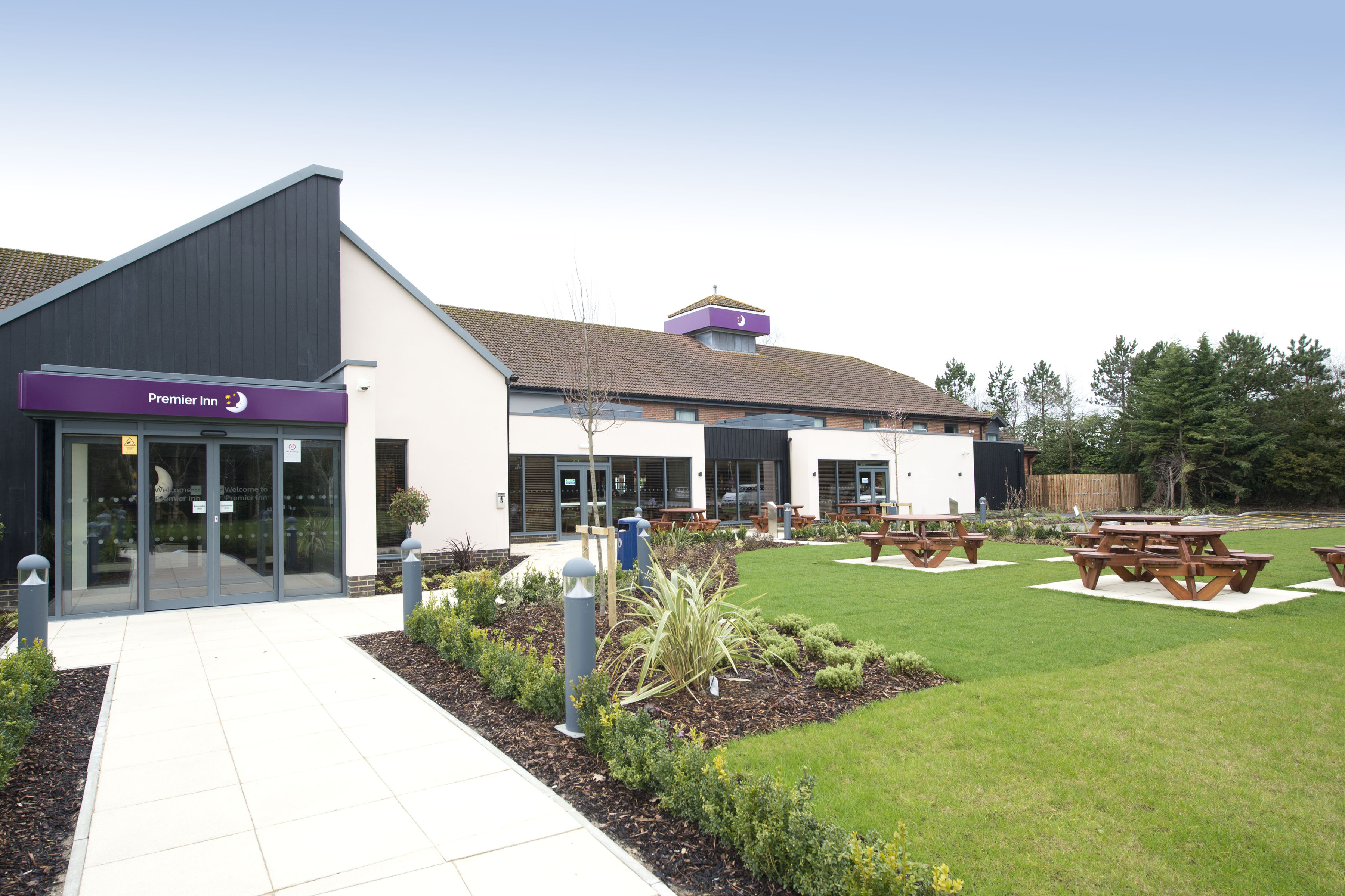 Premier Inn Newbury Town South