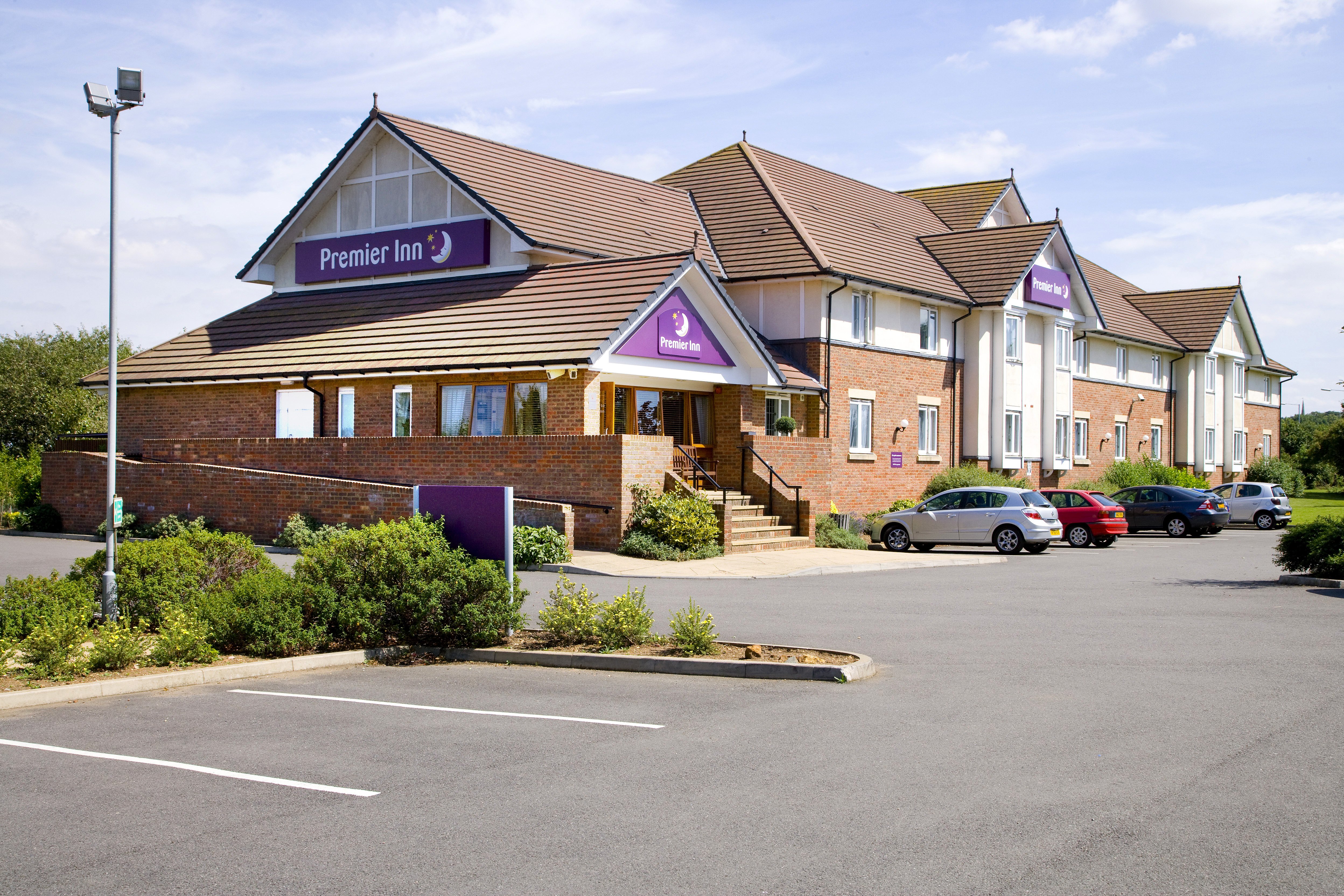 Premier Inn Northampton Bedford Road/A42