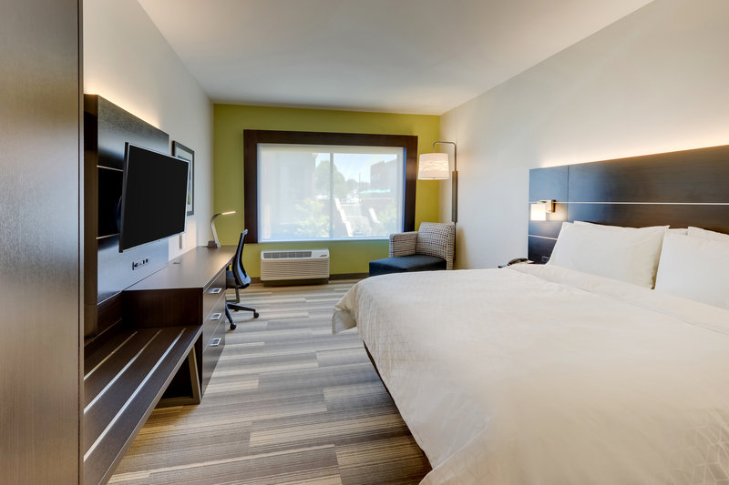Holiday Inn Express and Suites Winston – Salem SW – Clemmons