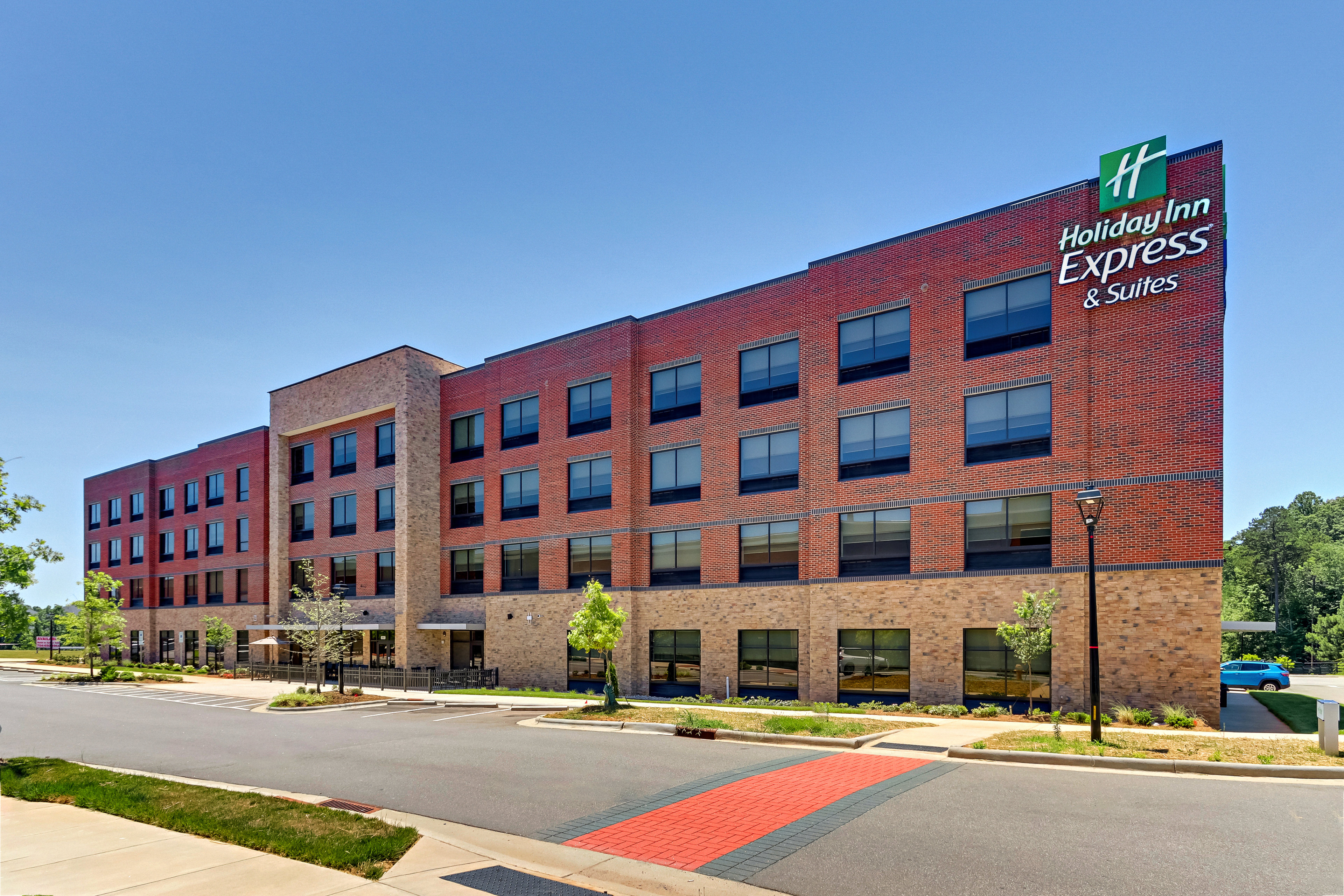Holiday Inn Exp & Stes Winston-Salem SW