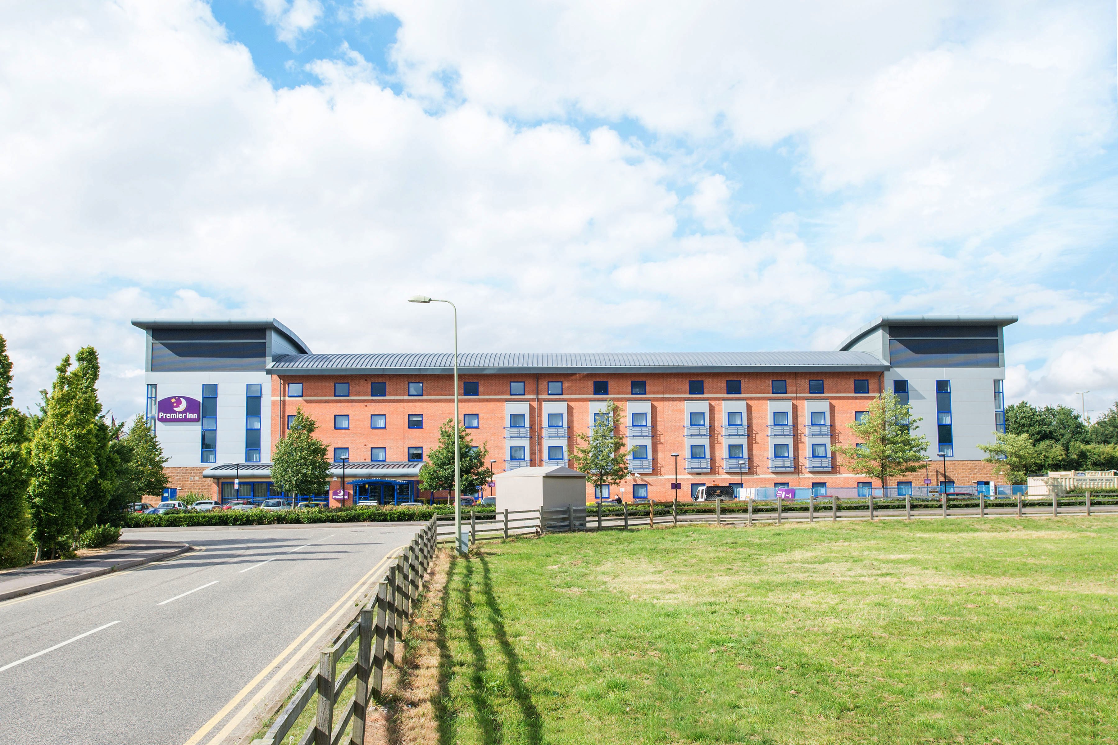 Premier Inn Banbury M40, J11