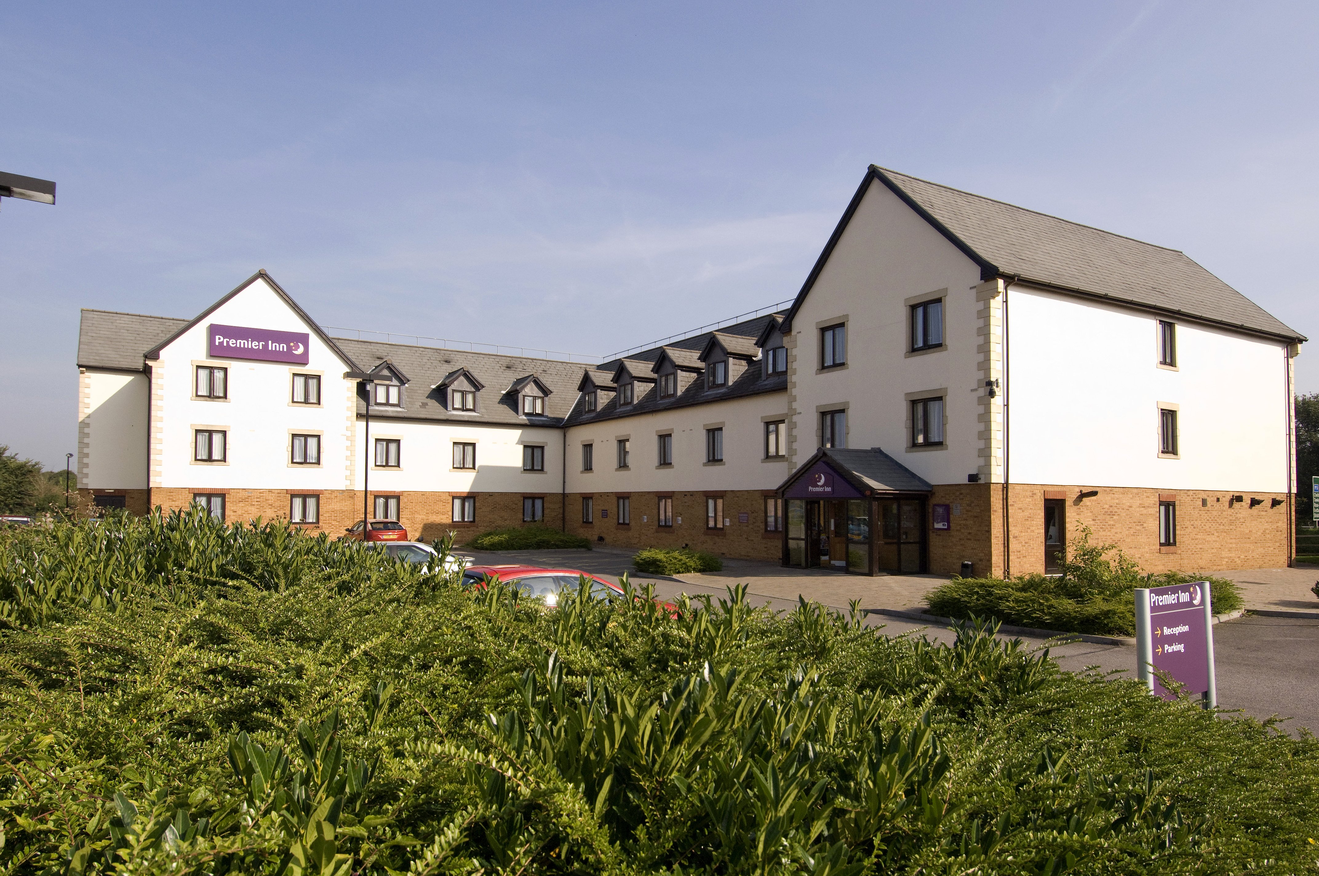 Premier Inn Gloucester (Barnwood)