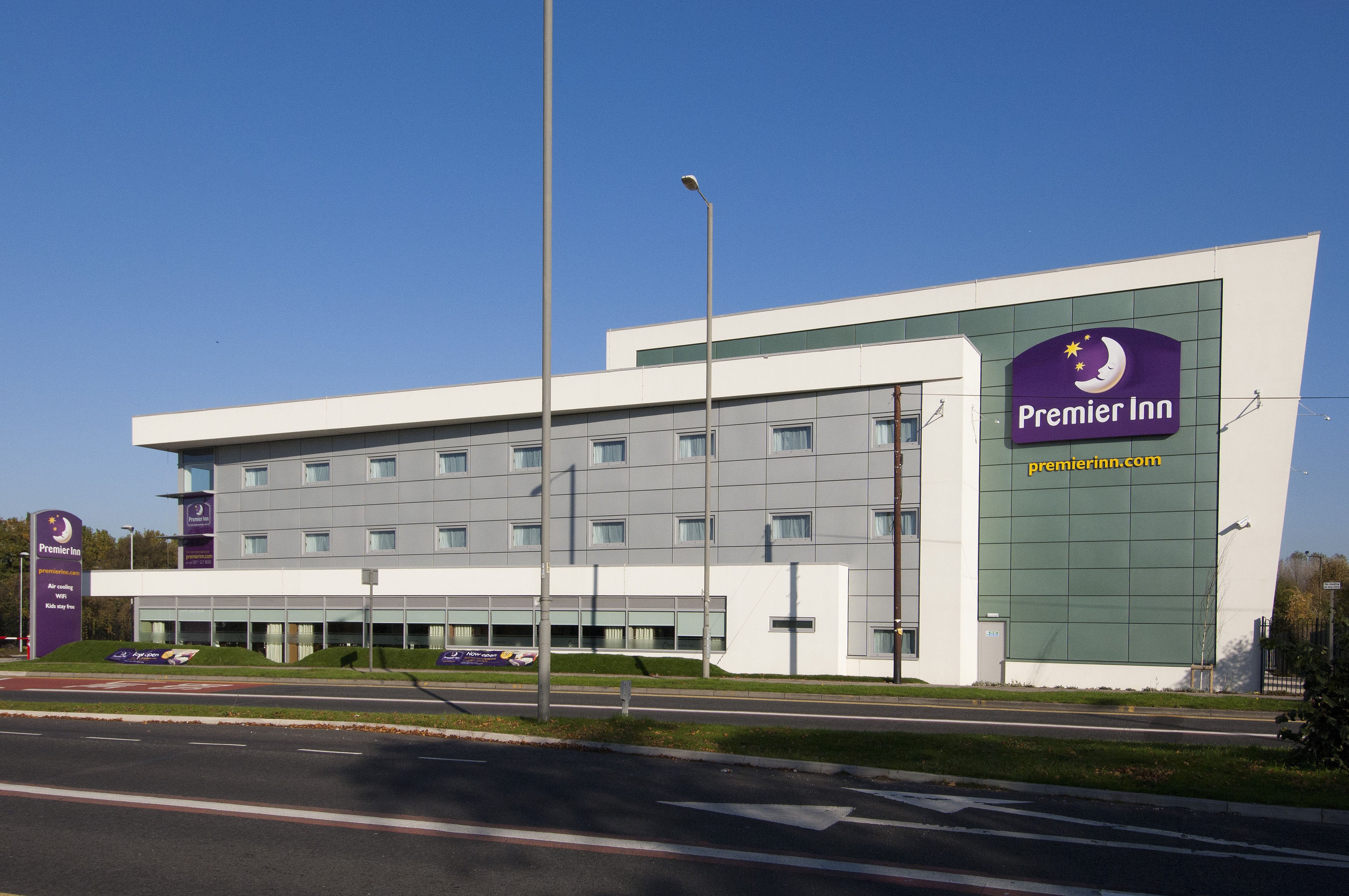 Premier Inn Liverpool JohnLennon Airport