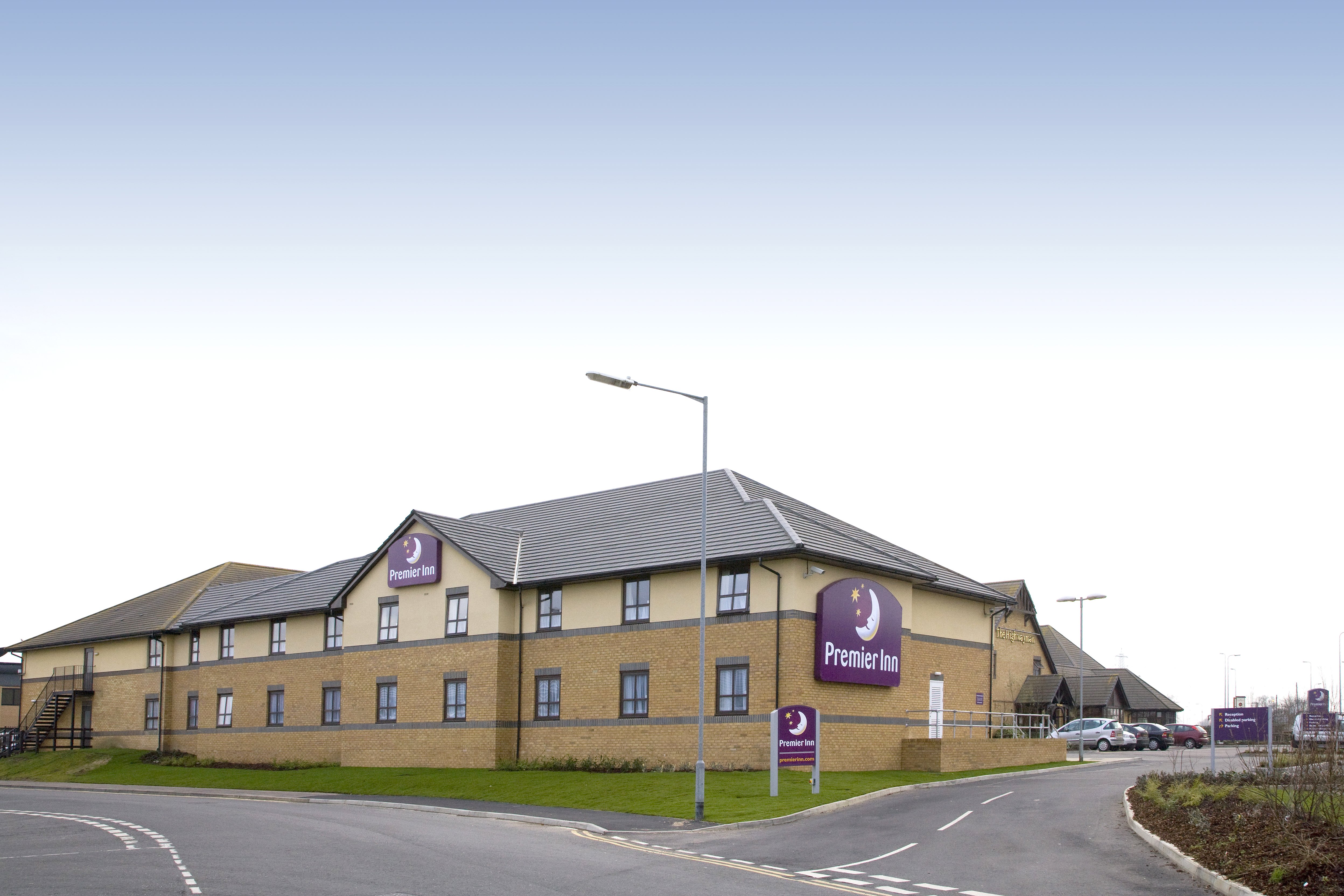 Premier Inn St. Neots (Colmworth Park)