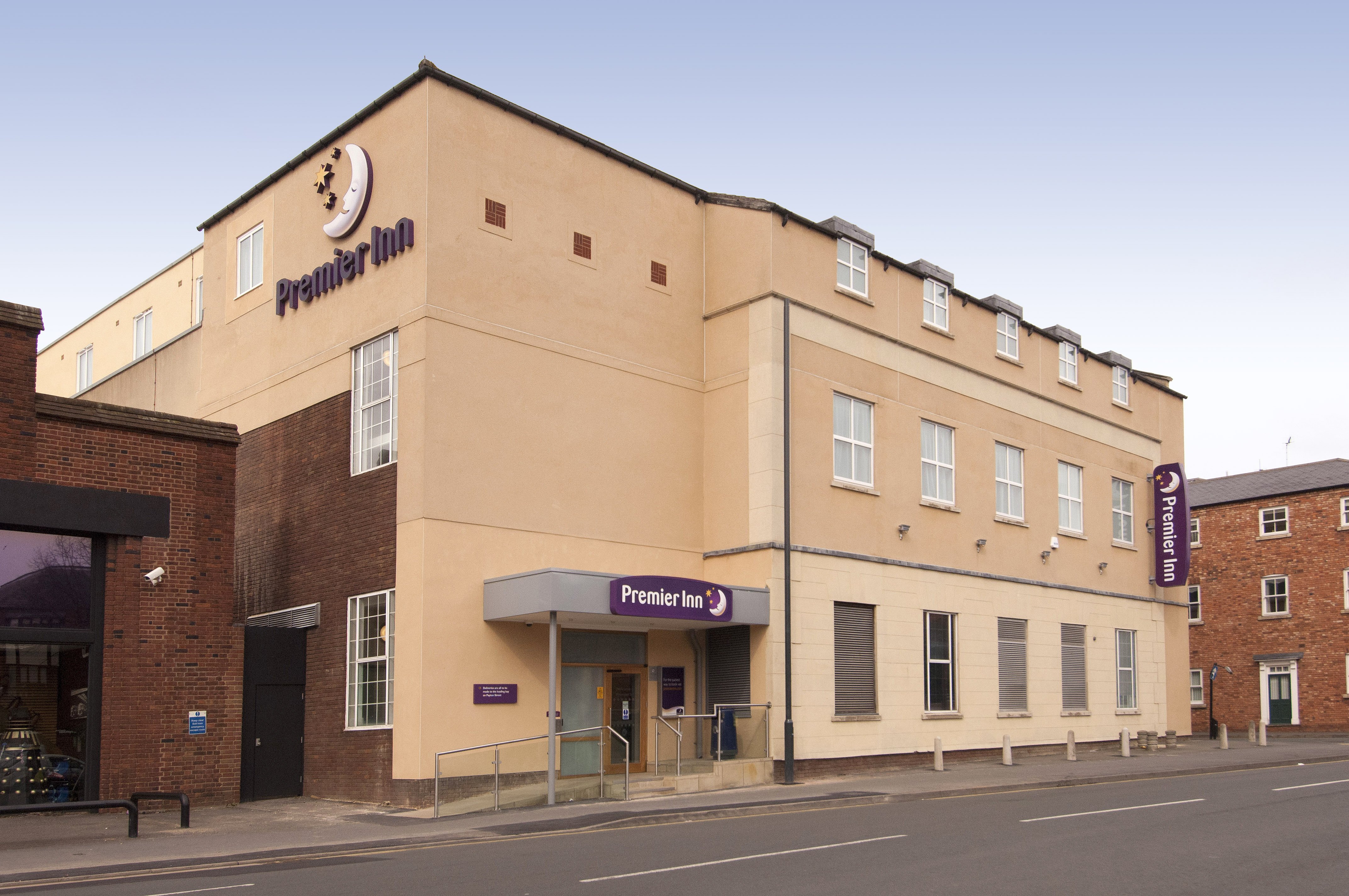 Premier Inn Stratford Upon Avon