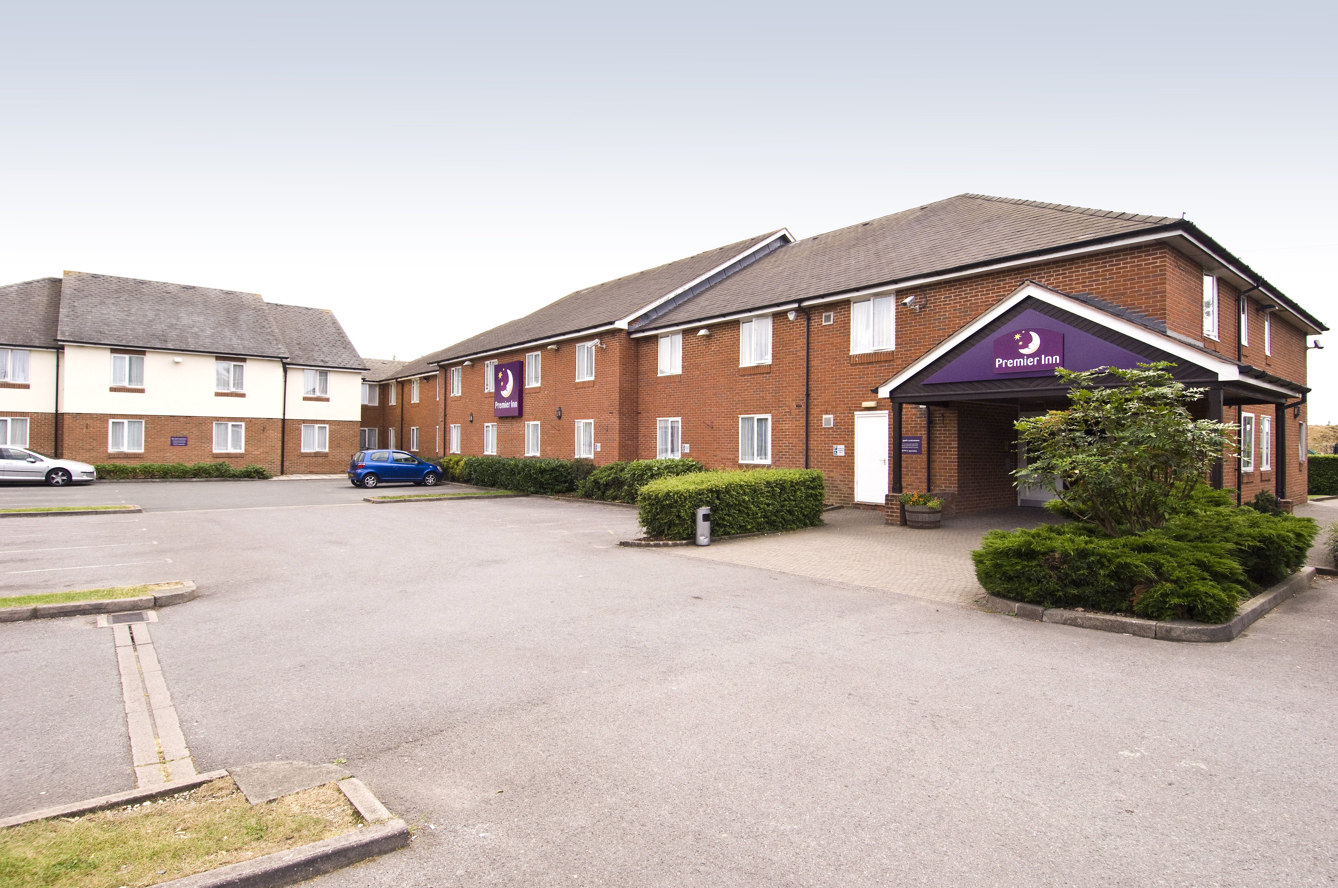 Premier Inn Swindon North