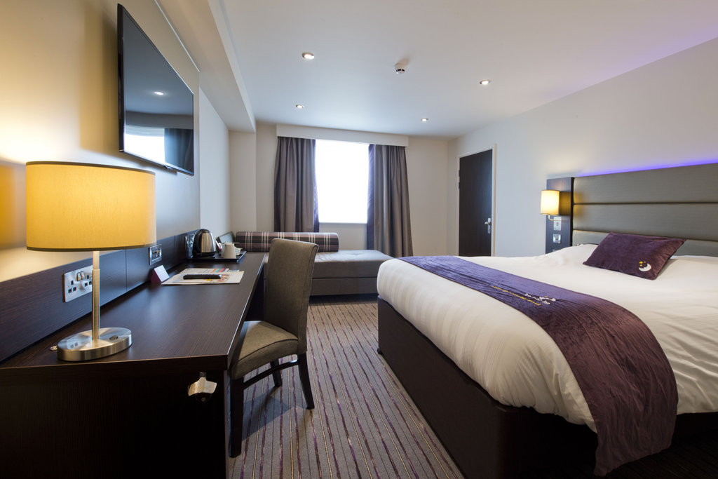 Premier Inn Wells (Somerset), Neath Port Talbot