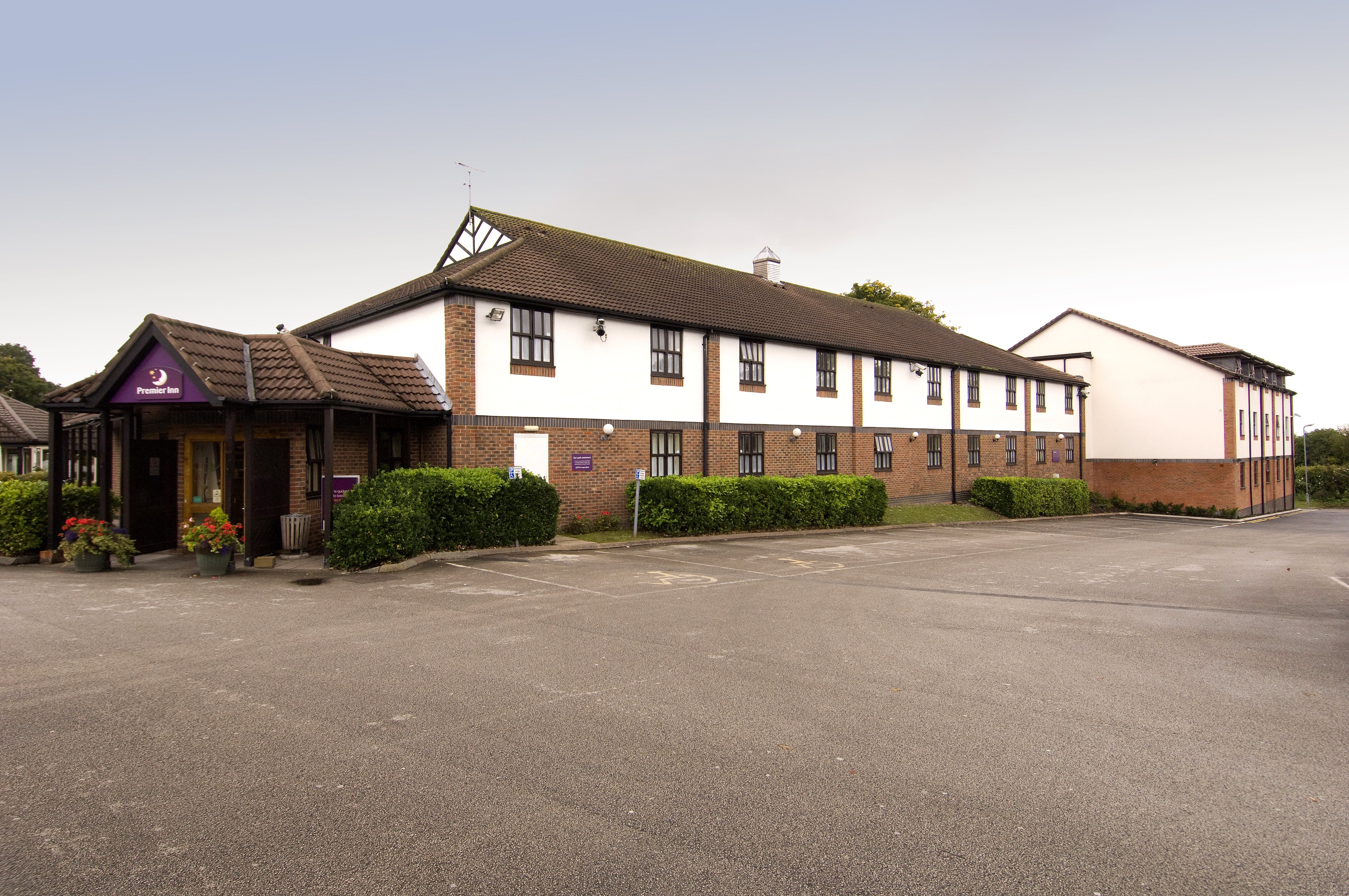 Premier Inn Wirral (Heswall)
