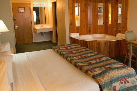 Whirlpool King Suite