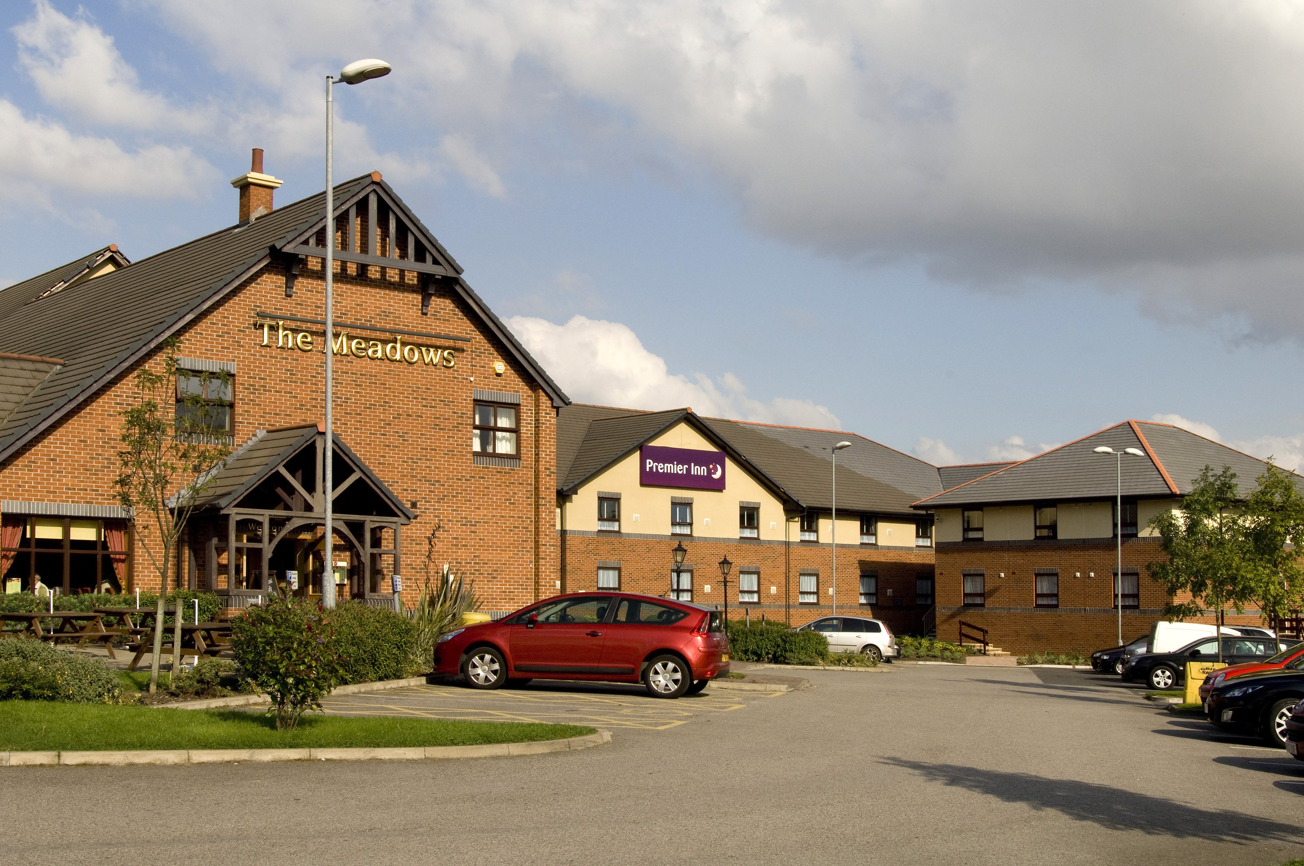 Premier Inn Barnsley (Dearne Valley)