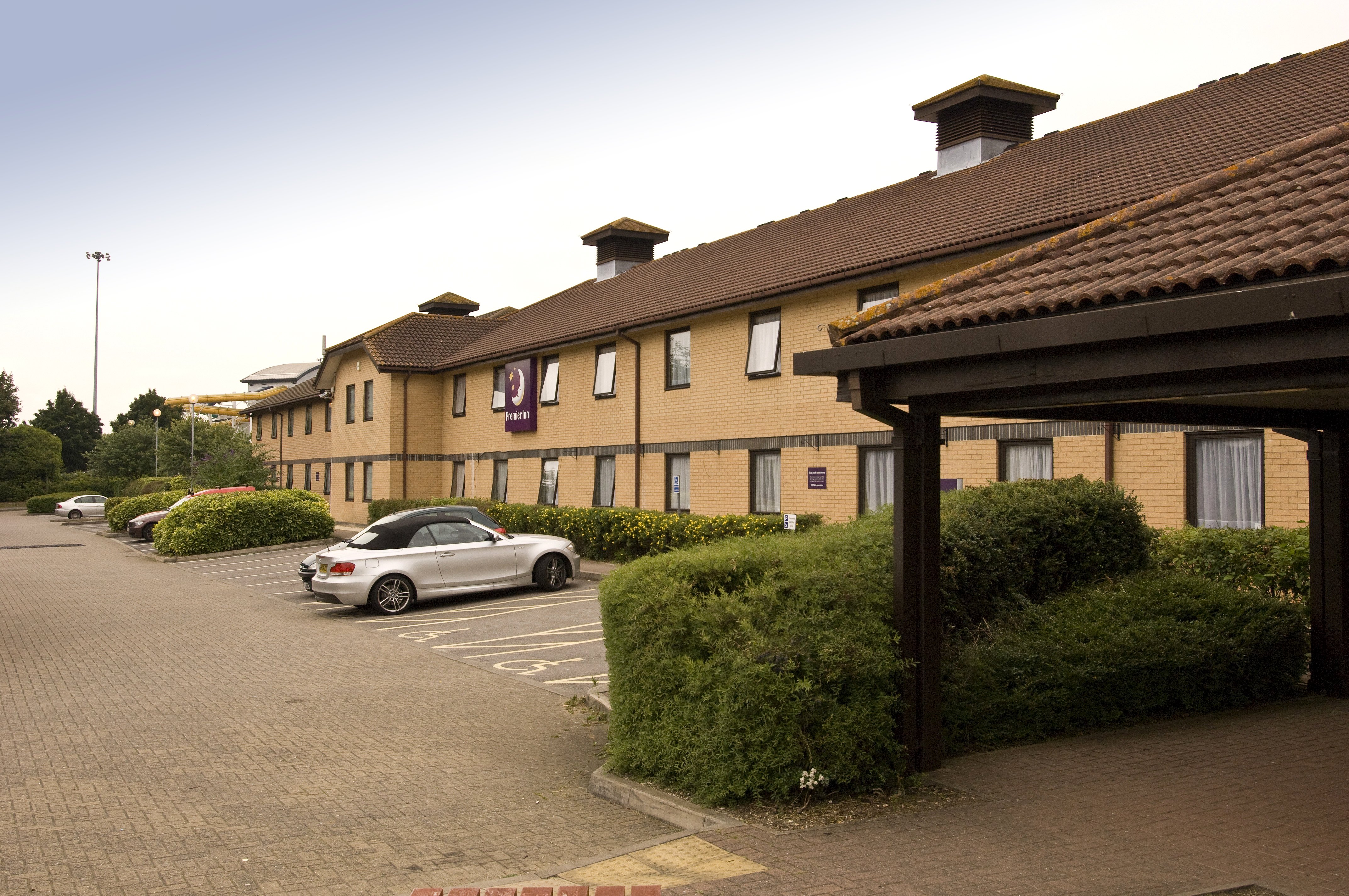Premier Inn Basingstoke West (Churchill)