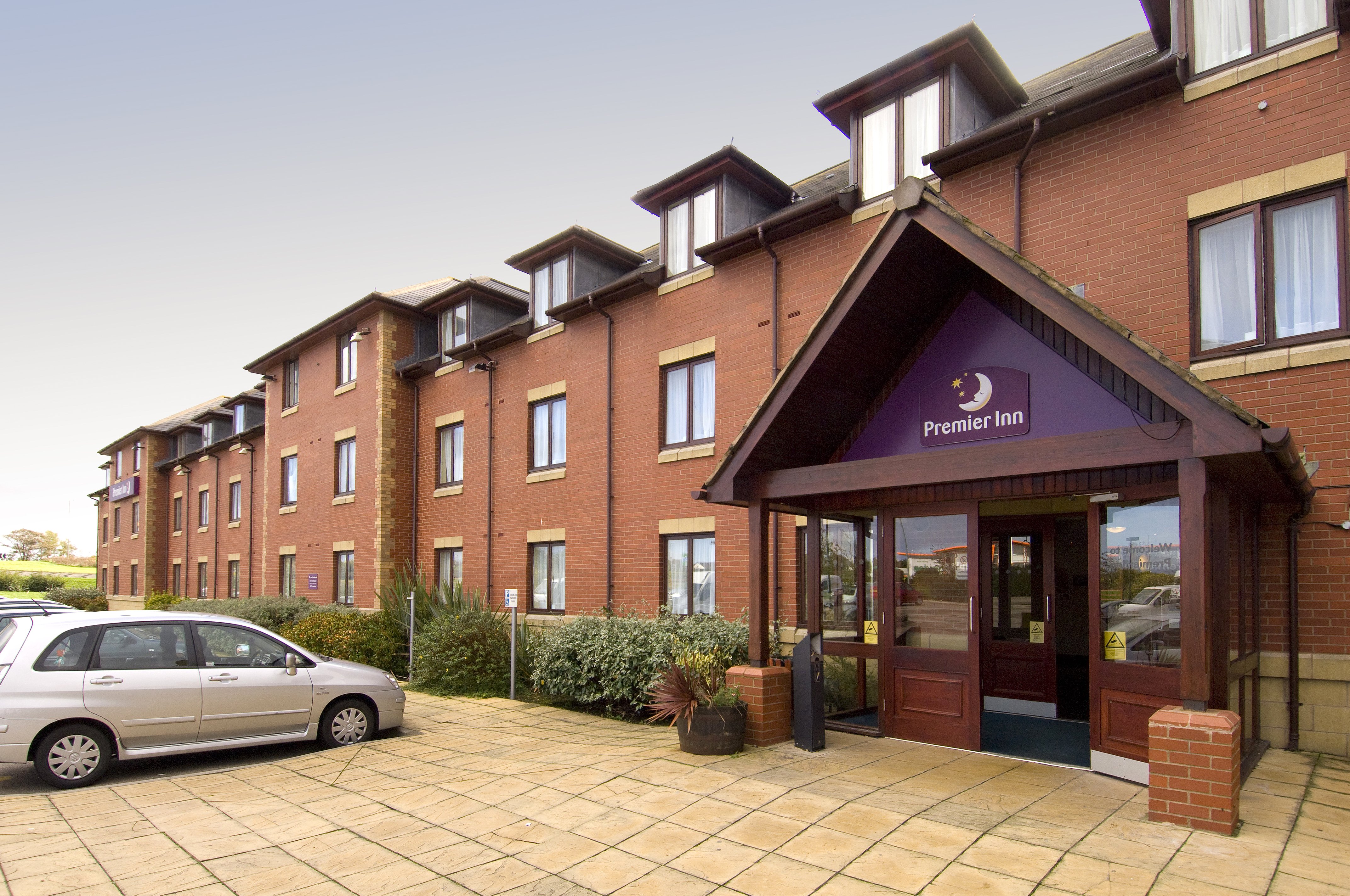 Premier Inn Blackpool East (M55, Jct 4)