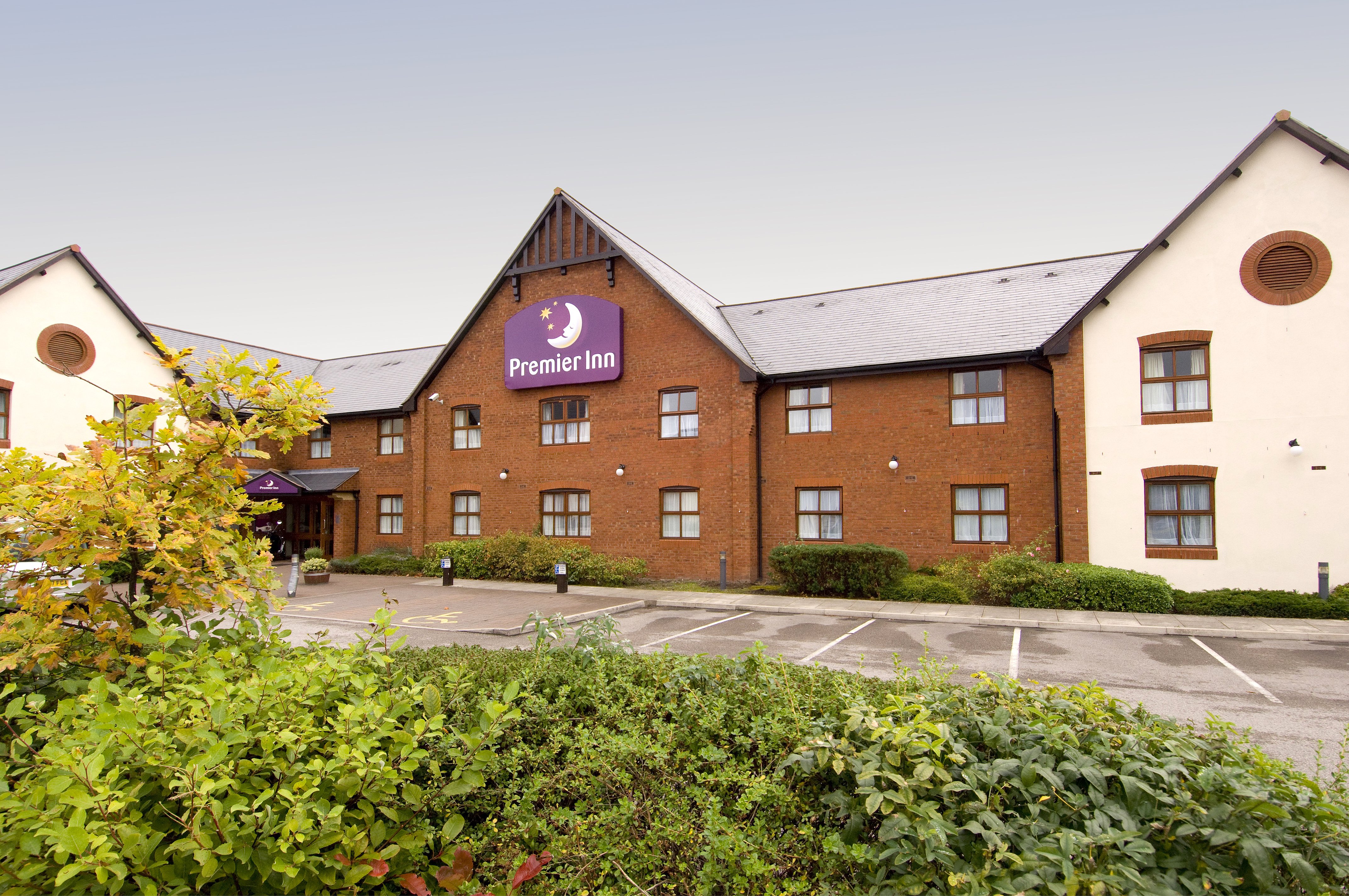 Premier Inn Chester Central (South East)