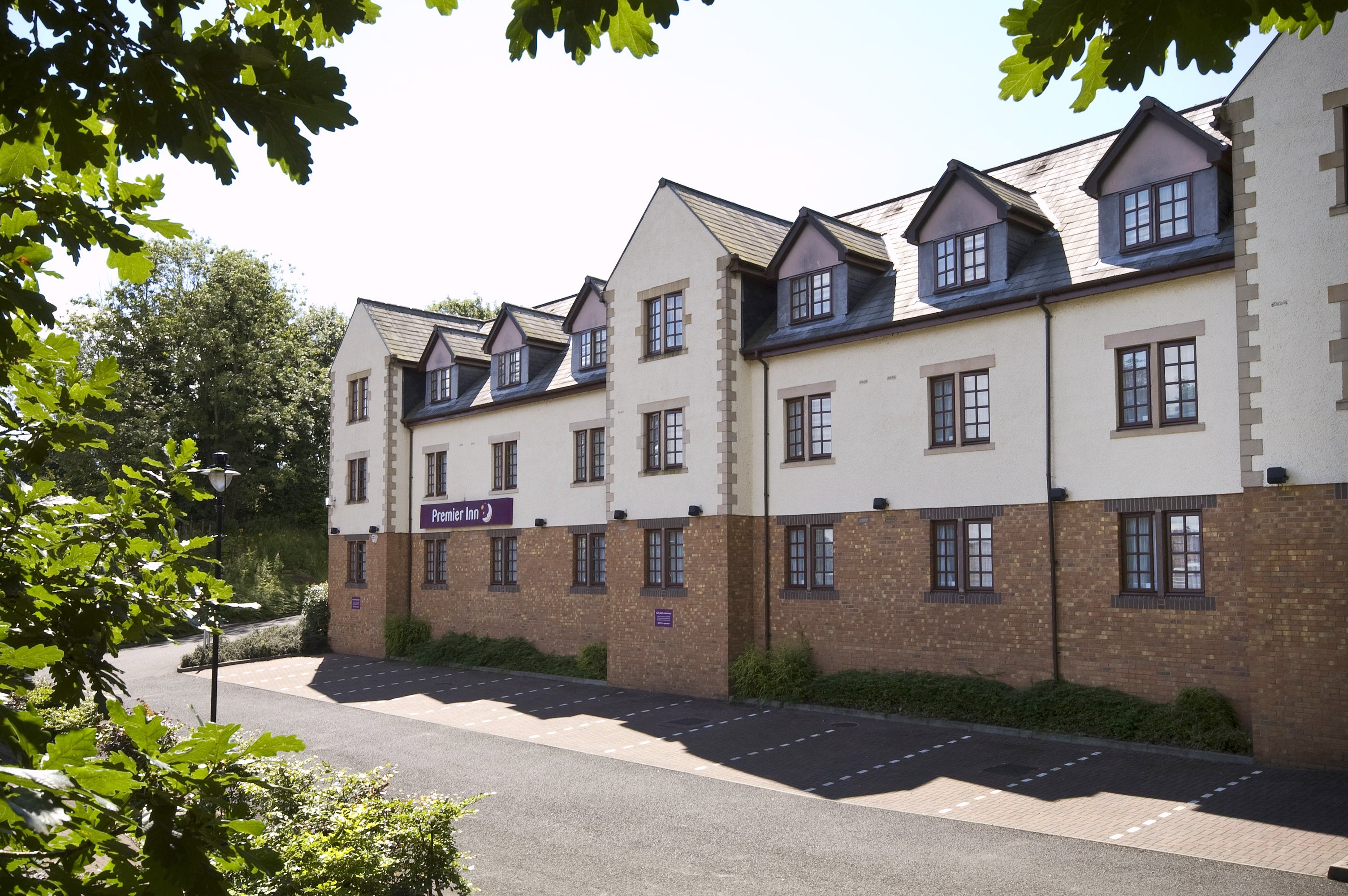 Premier Inn Glasgow (Bearsden)