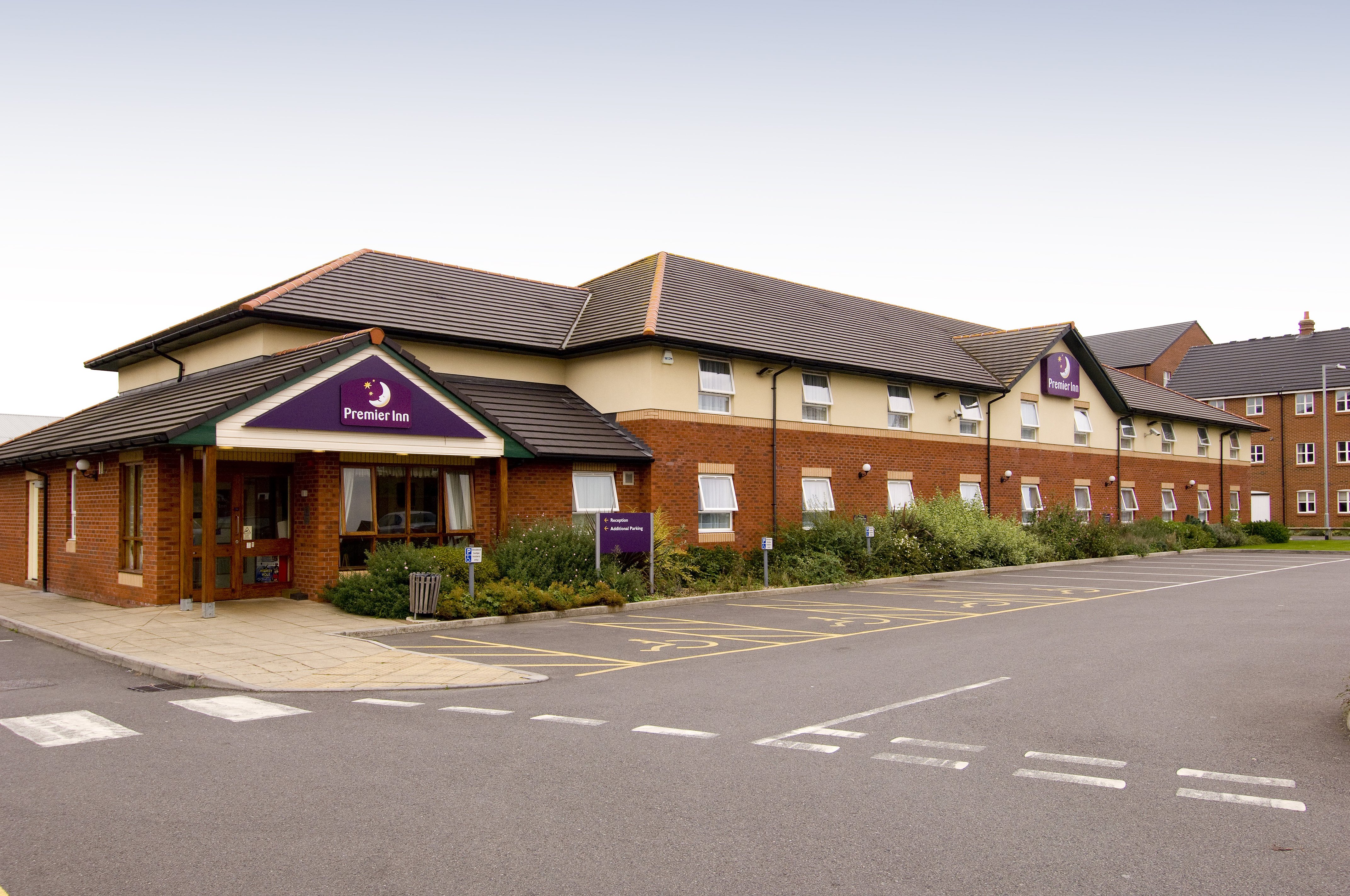 Premier Inn Taunton Central (North)