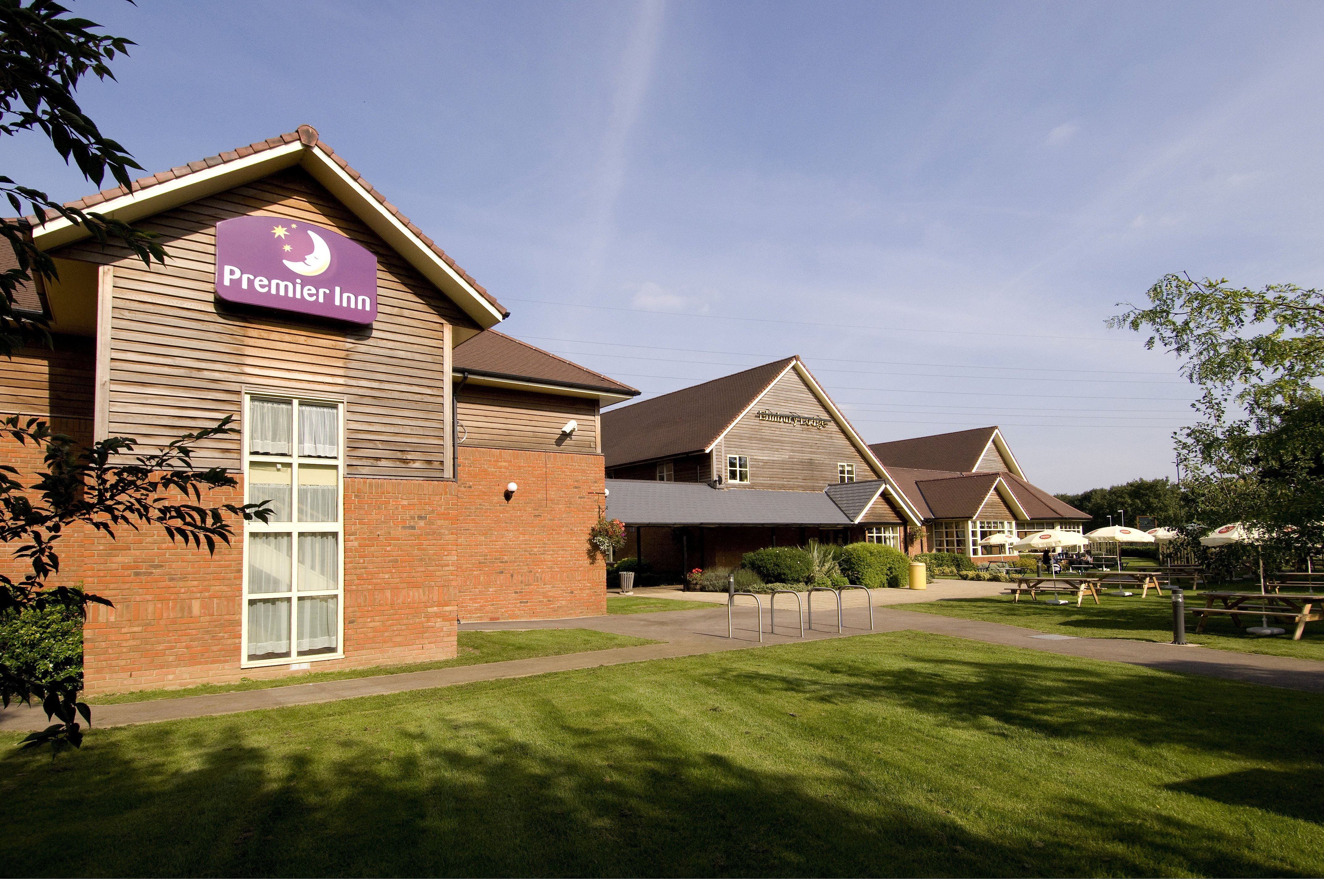 Premier Inn Tewkesbury Central