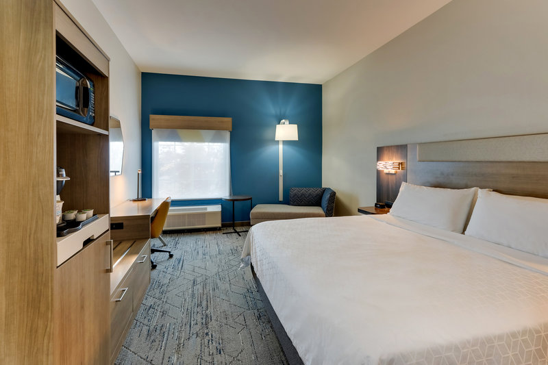 Holiday Inn Express and Suites Ardmore