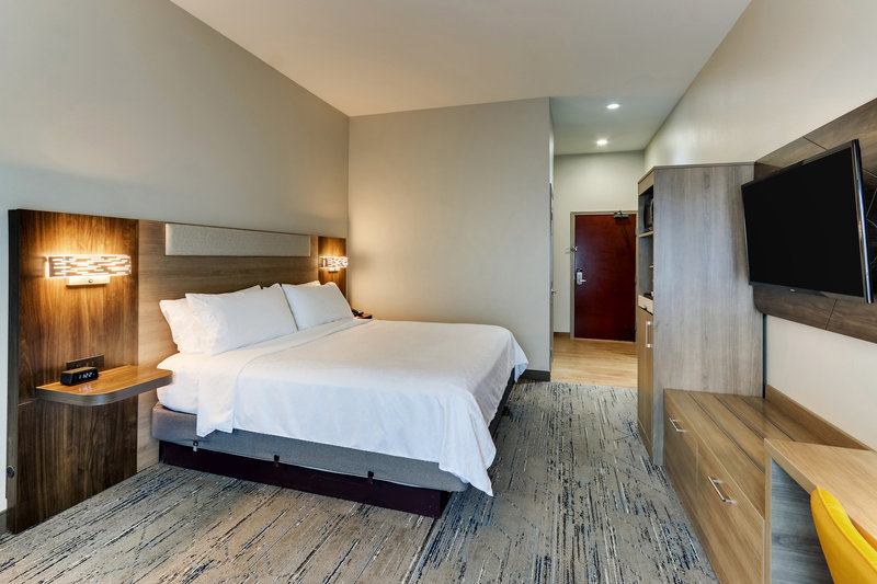 Holiday Inn Express and Suites Ardmore