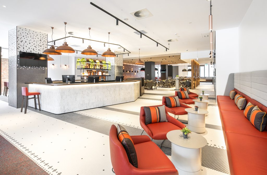 Holiday Inn Express Melbourne Little Collins, an IHG Hotel - Lobby area adjacent to the Great Room