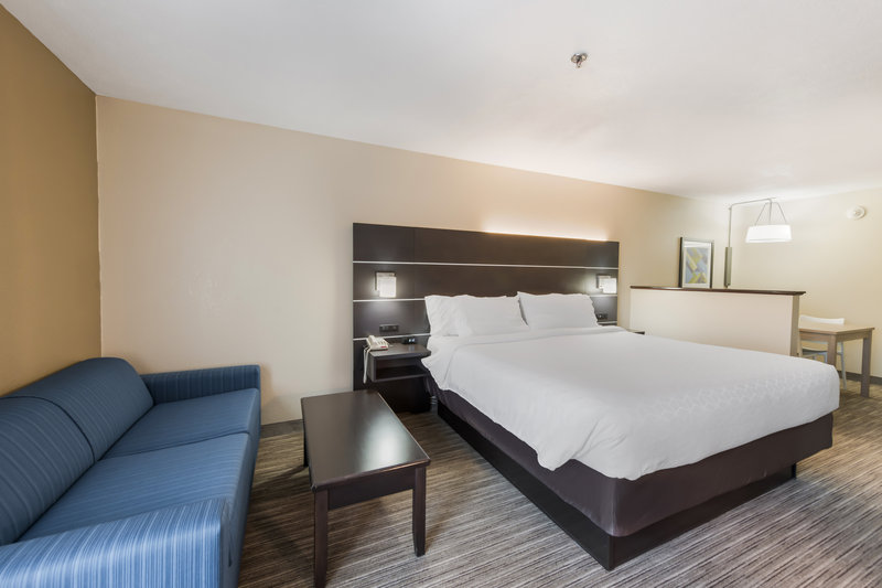 HOLIDAY INN EXPRESS LONDON