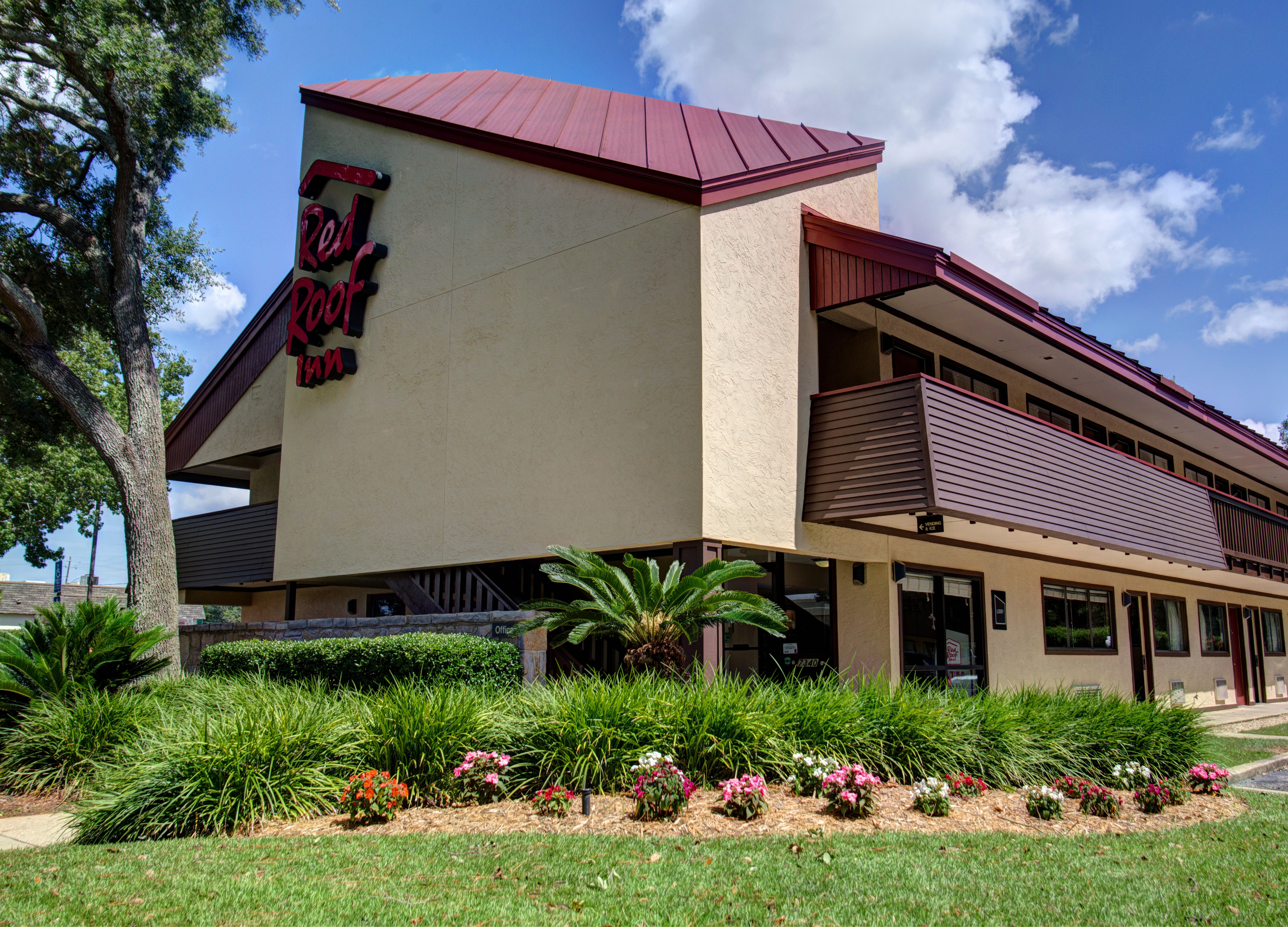 Red Roof Inn Pensacola – I-10 at Davis