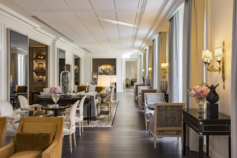 Club Lounge: the epitome of elegance and refinement for privacy